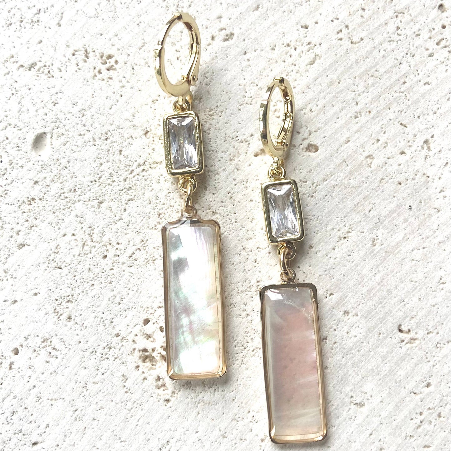 Pearl shell earrings