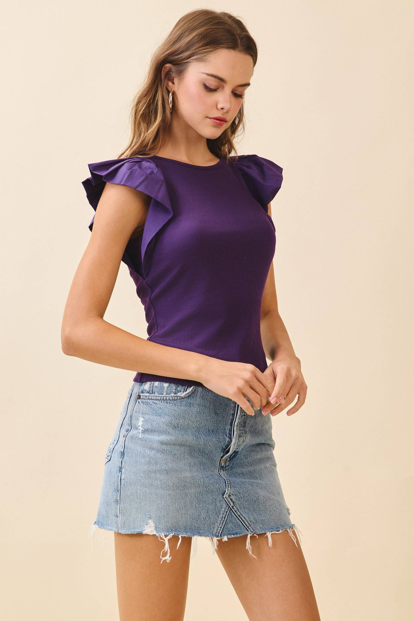 Purple Contrast Ruffle Shoulders Sleeveless Knit Top