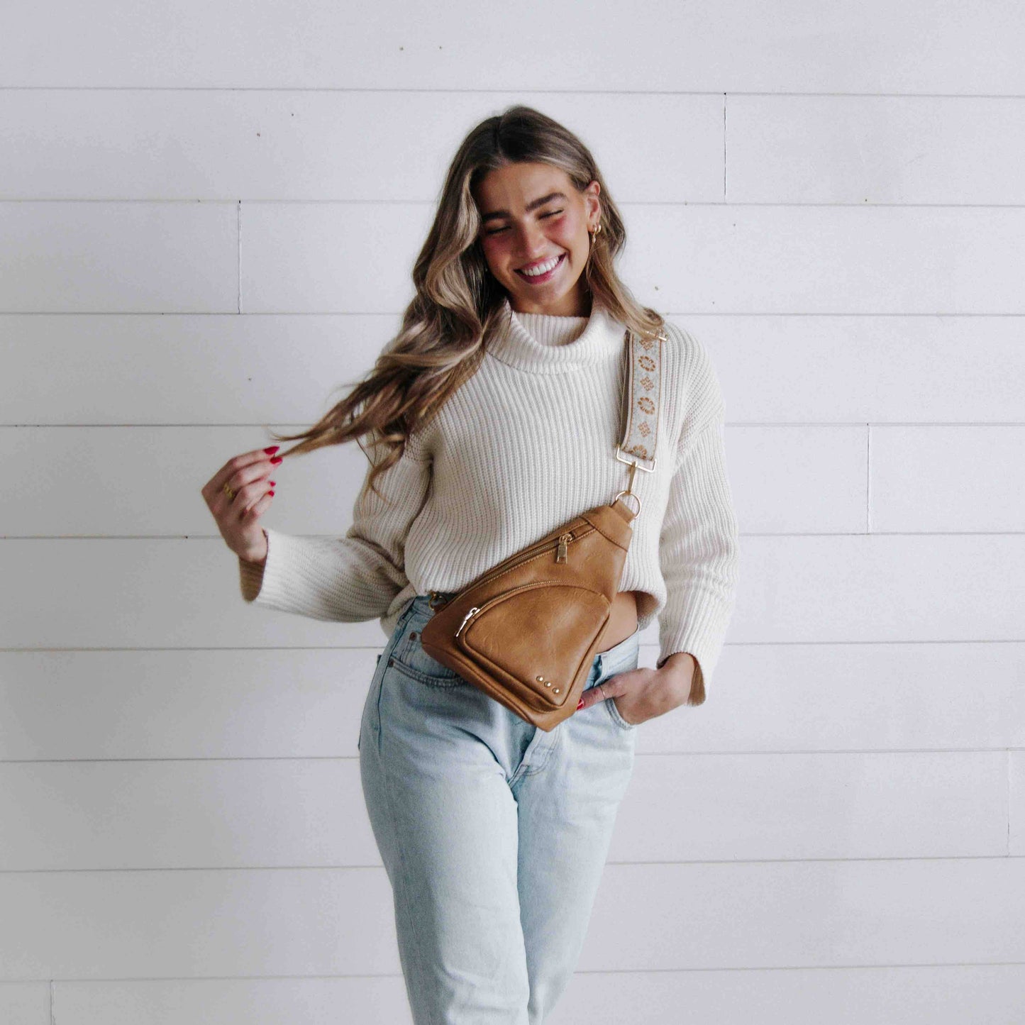 Caramel Austin Sling Bag