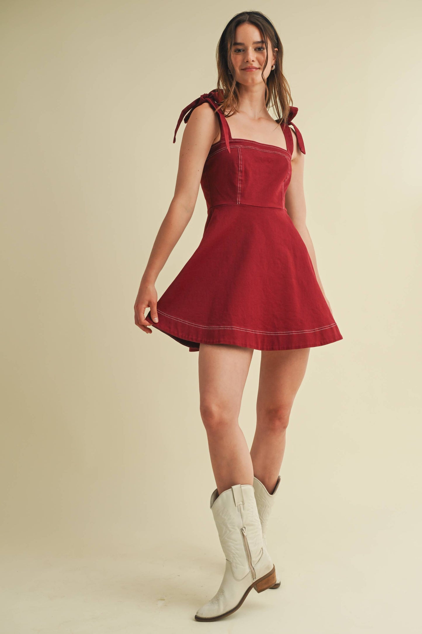 PURPLE STRAP TIE FLOWY MINI DRESS