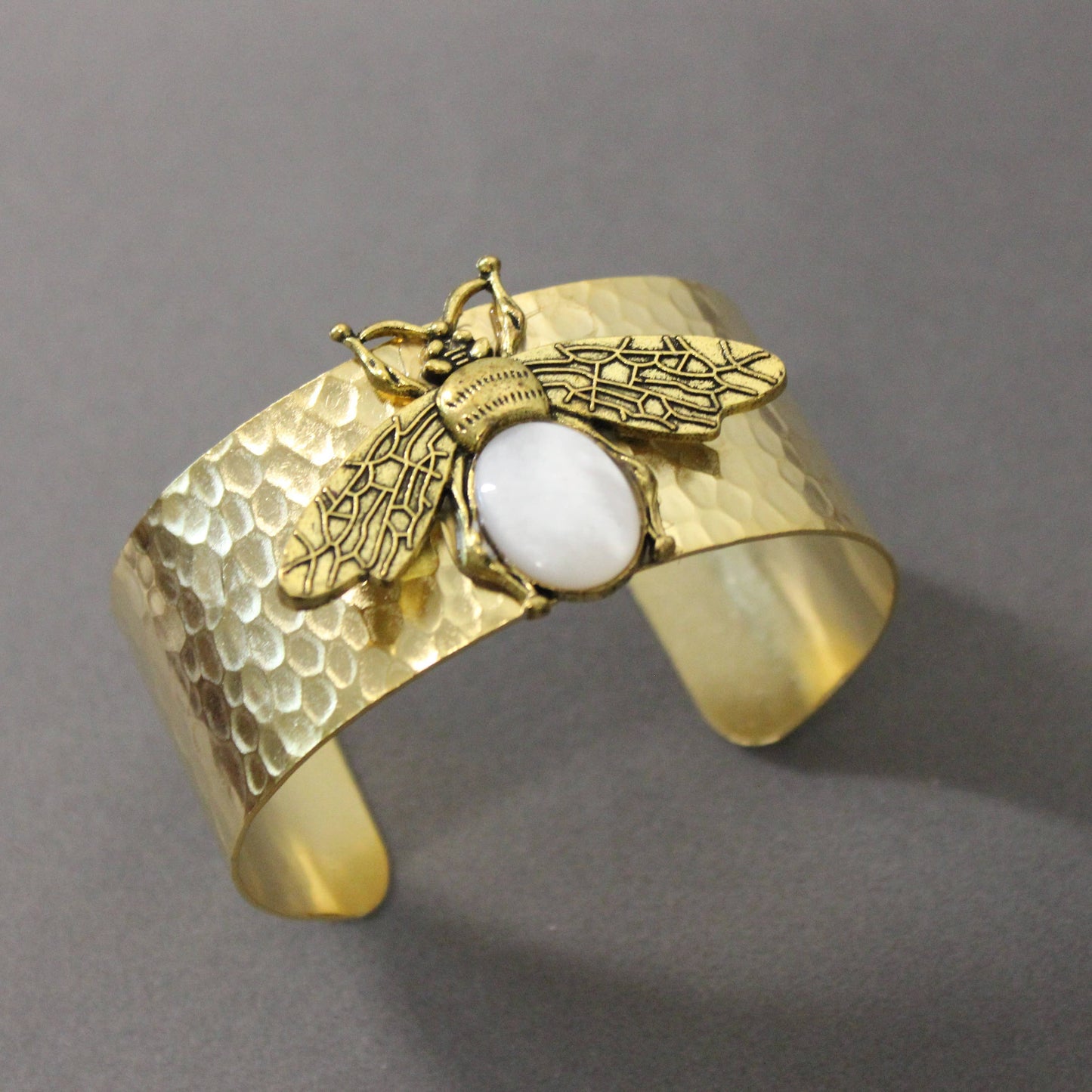Bee Pearl Cuff