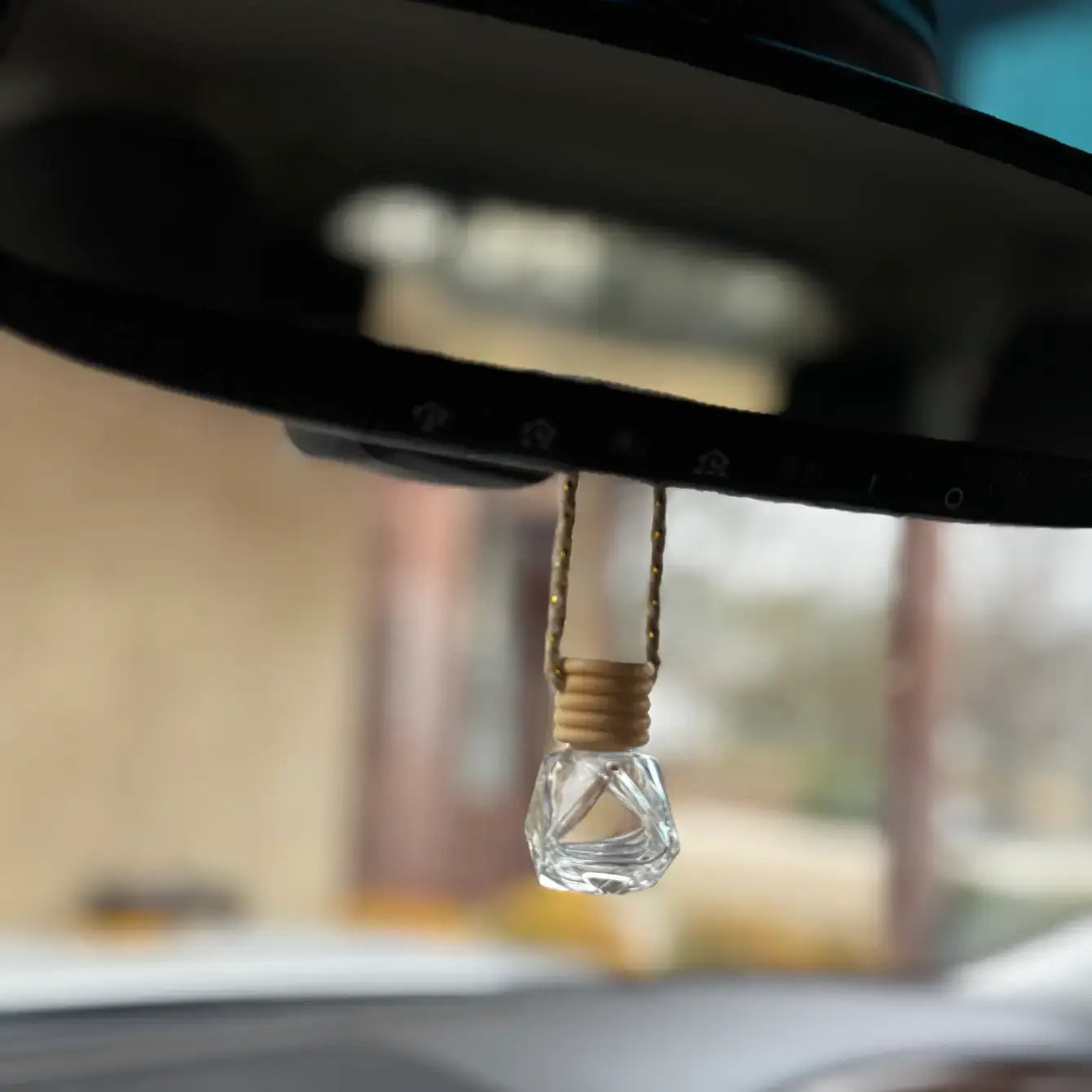 Car Fragrance Diffuser| Teakwood- Pouch/Refill