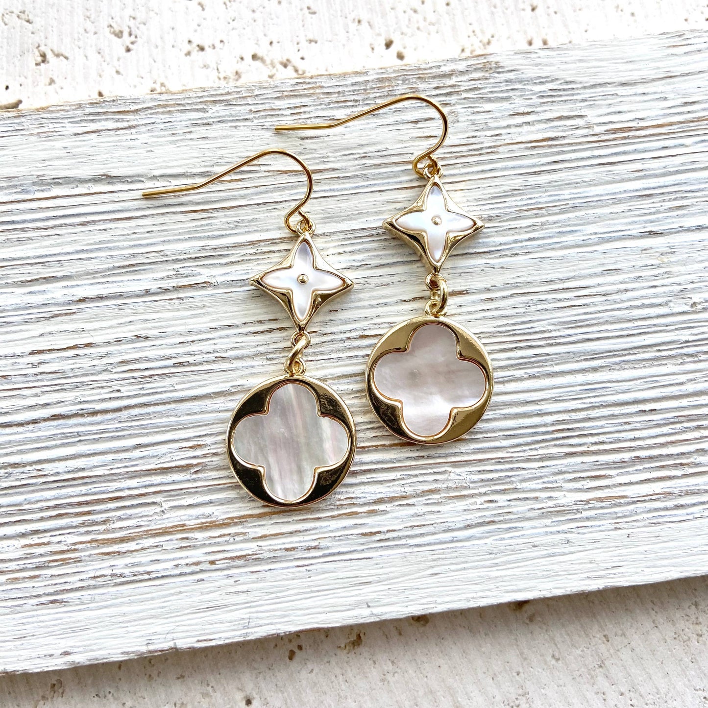 Pearl shell earring clover quatrefoil boutique salon jewelry