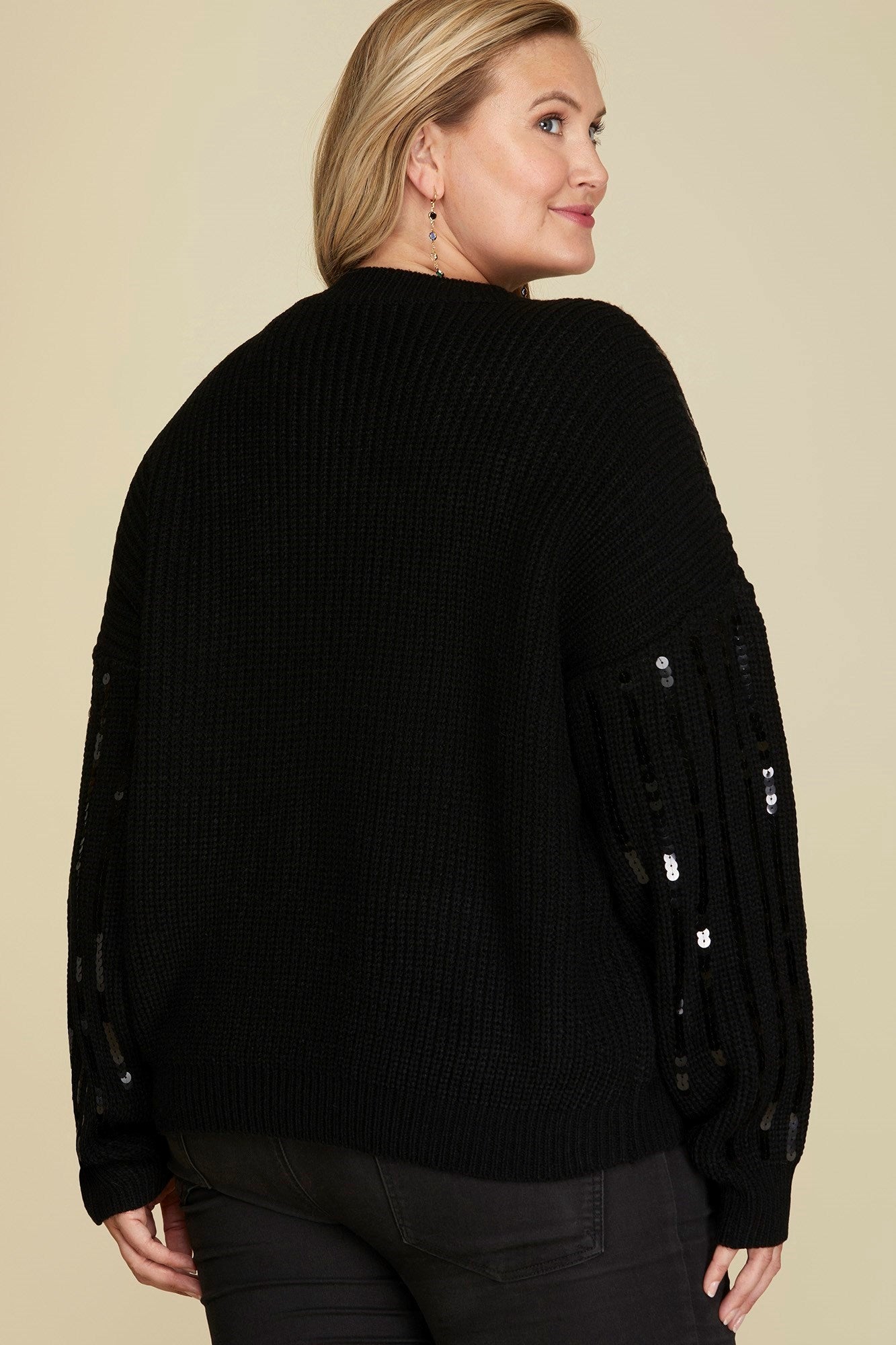 Long Sleeve Sequin Crew Neck Sequin Sweater - Black