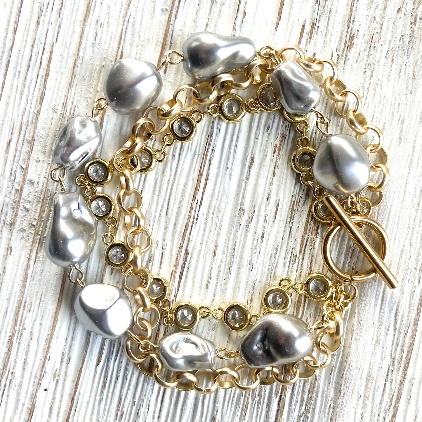 Triple gray porcelain pearl baroque bracelet