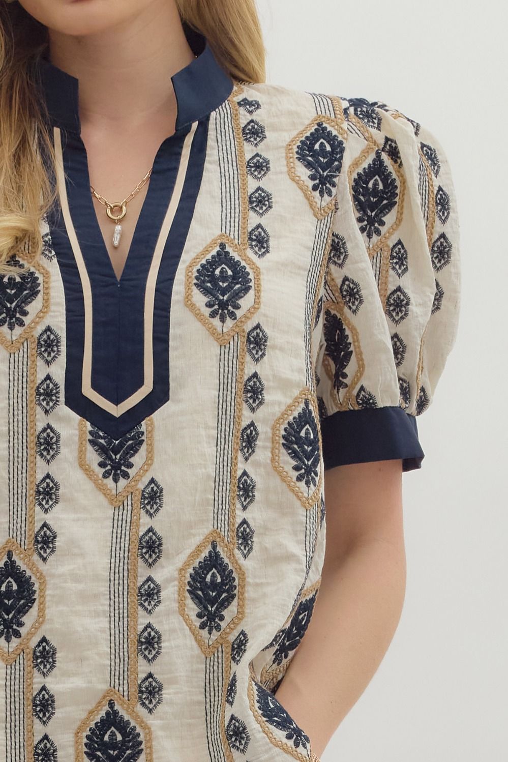 Kris Embroidered Puff Sleeve Top