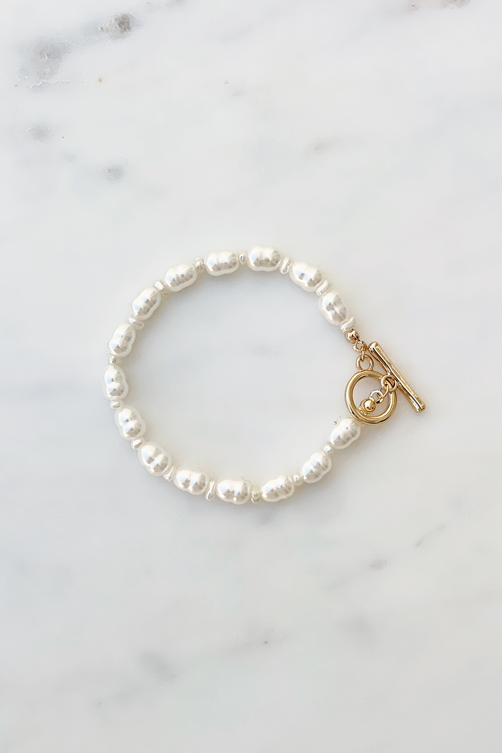 Pearl Toggle Bracelet