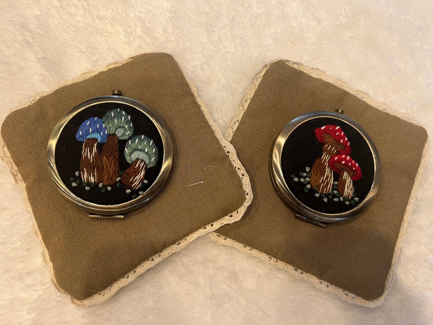 Rylee Floral Embroidered Compact Mirror