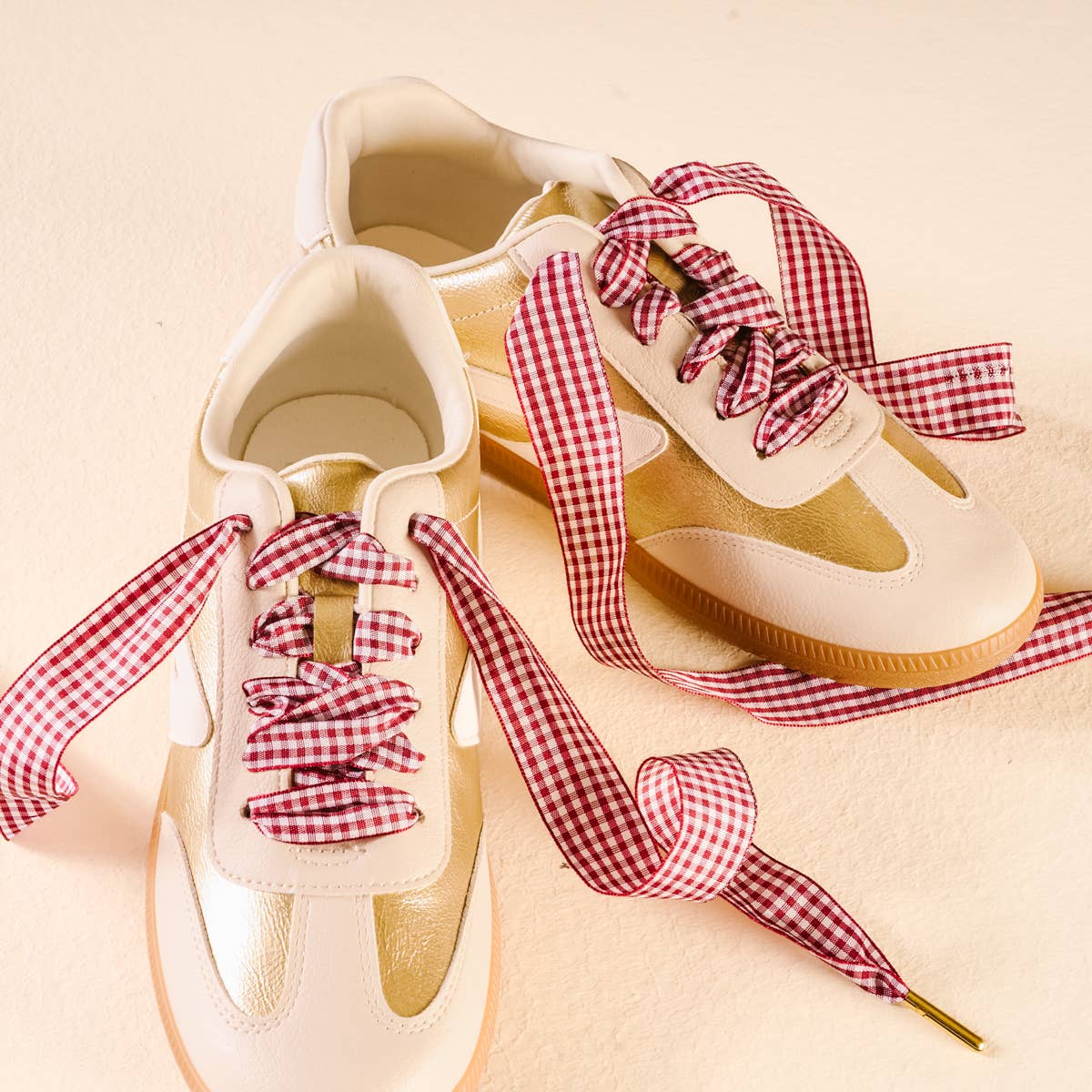 Step It Up Shoelaces–Gingham Burgundy