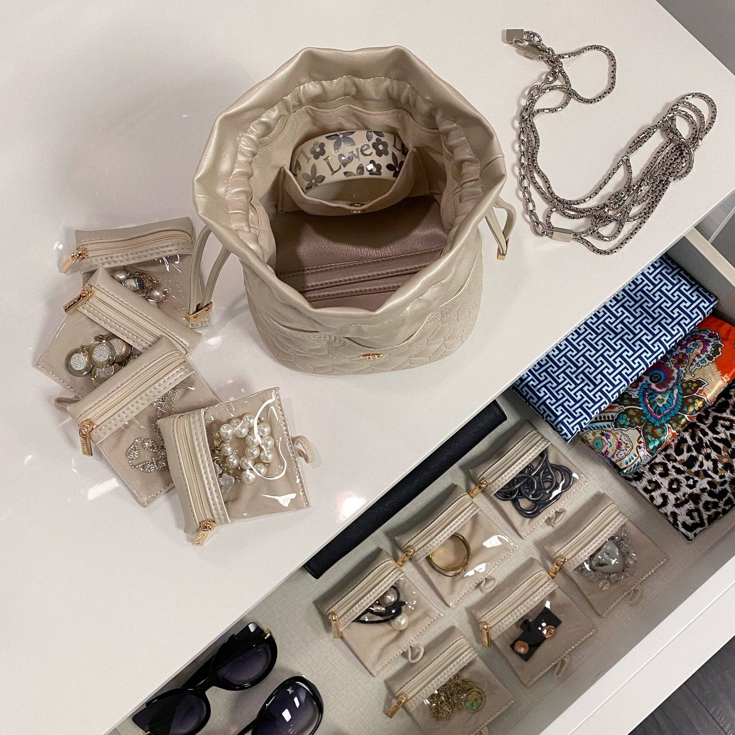 Ultra Jewelry Case - Pearl