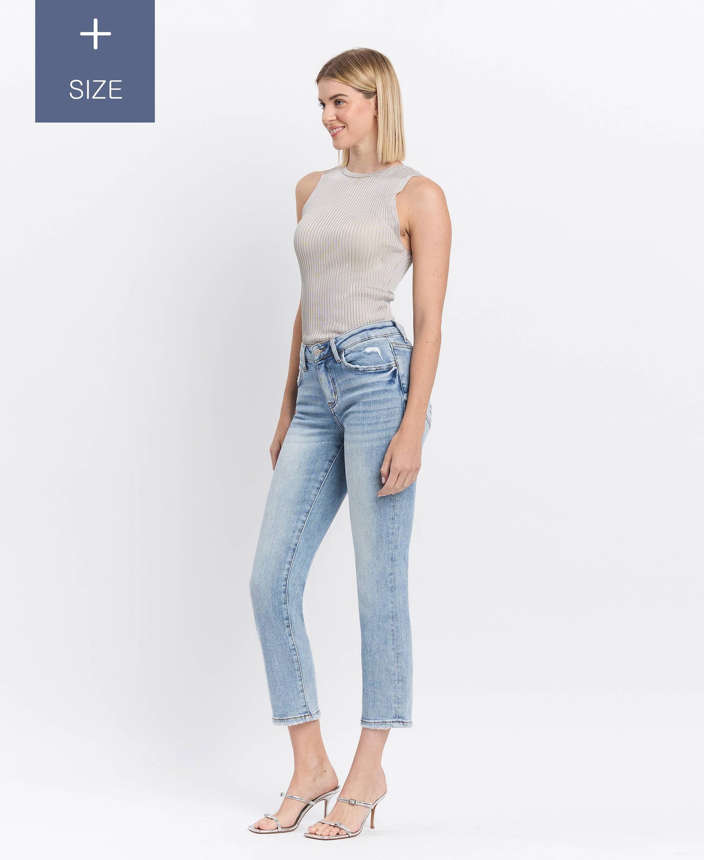 PLUS SIZE MID RISE CROP SLIM STRAIGHT JEANS LV1079-P