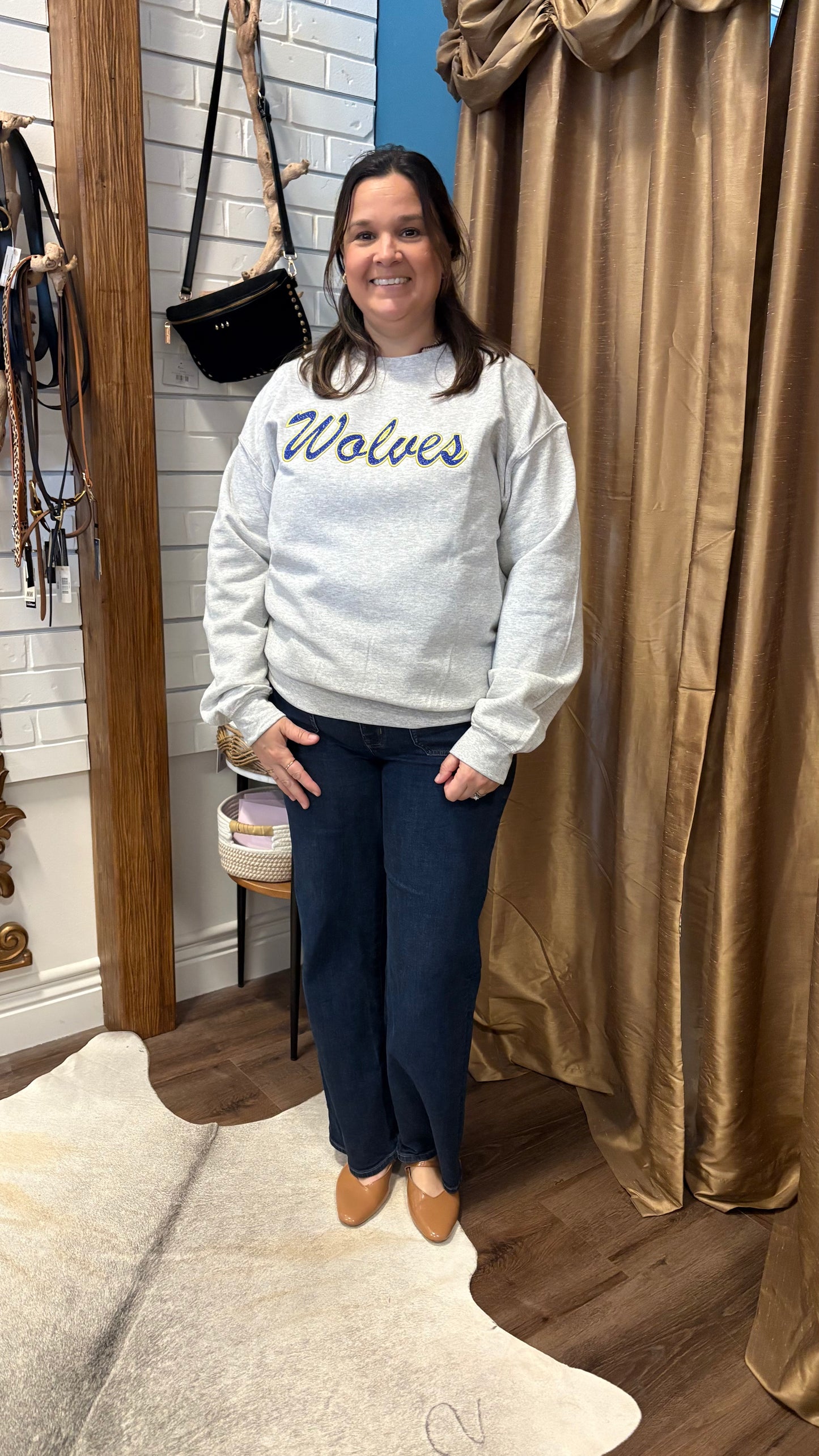 Wolves Script  Embroidery Sweatshirt