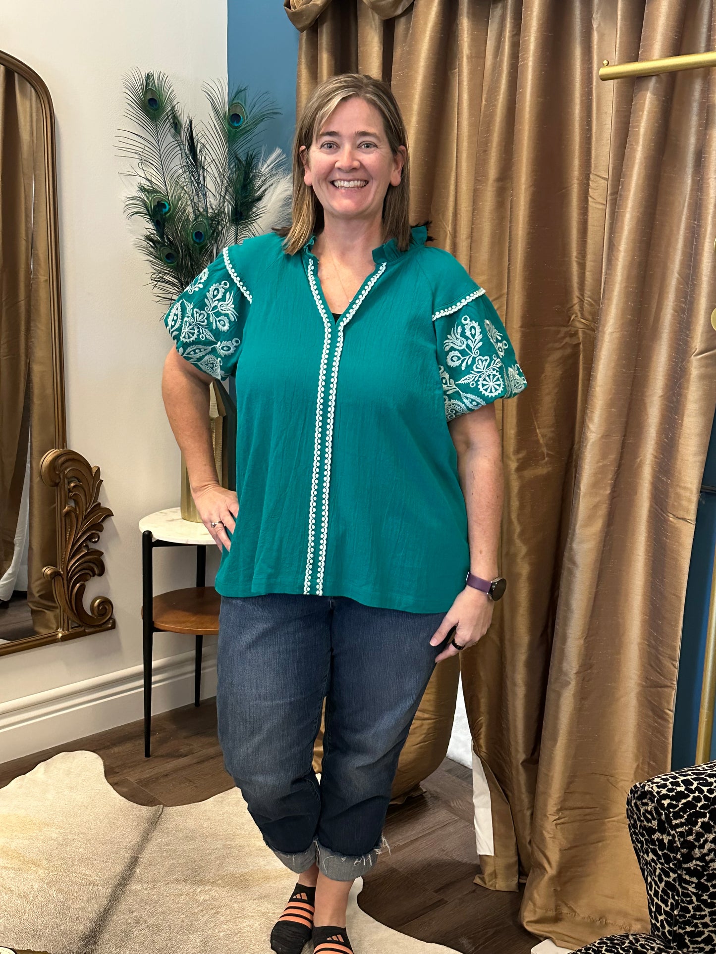 Jade Embroidery Puff Sleeves Top