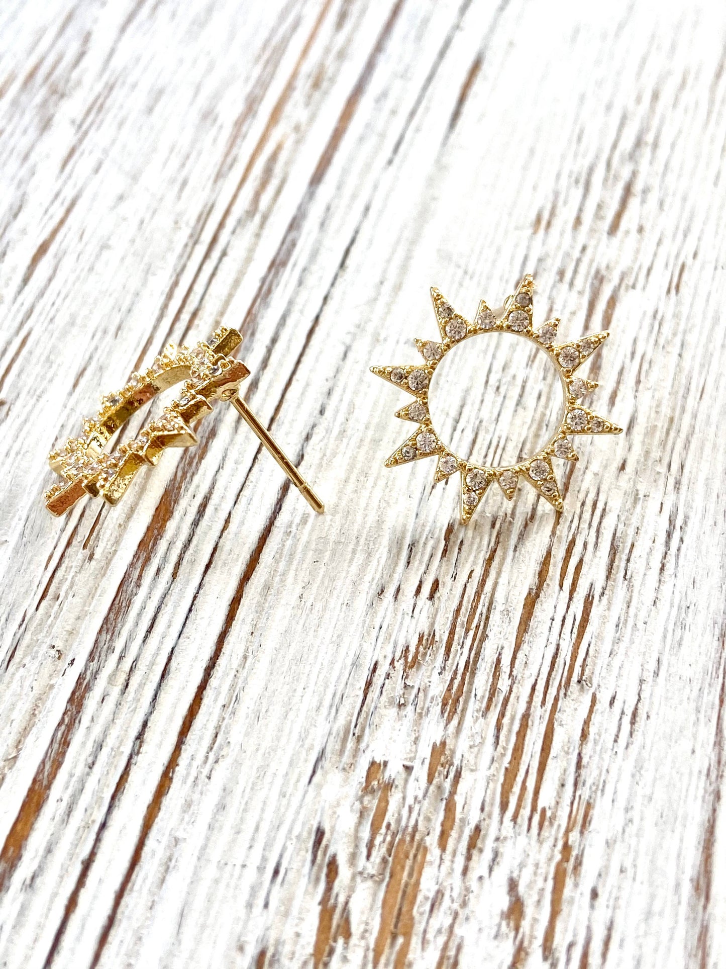 Sun Studs