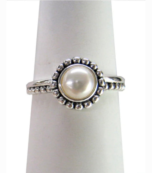The Pearl Ring