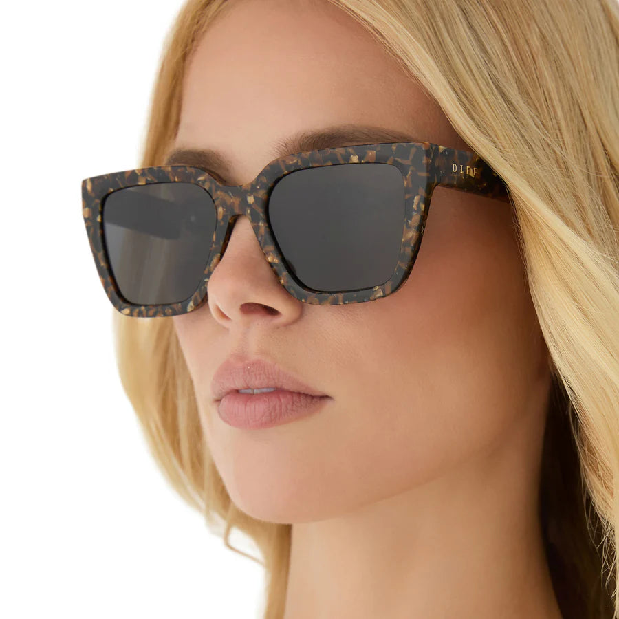 DIFF Amara Glitter Tortoise Brown Gradient Sunglasses