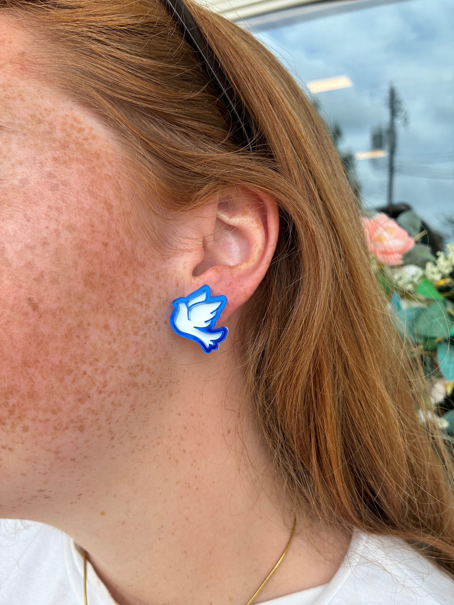 Classic Doves Stud Earrings