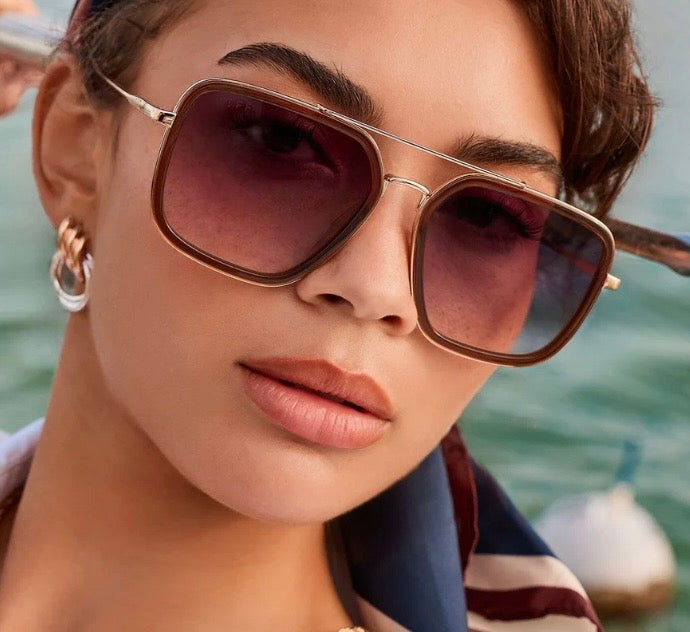 Person wearing Diff Jordan Sunglasses Whiskey/Gold/Grey Gradient