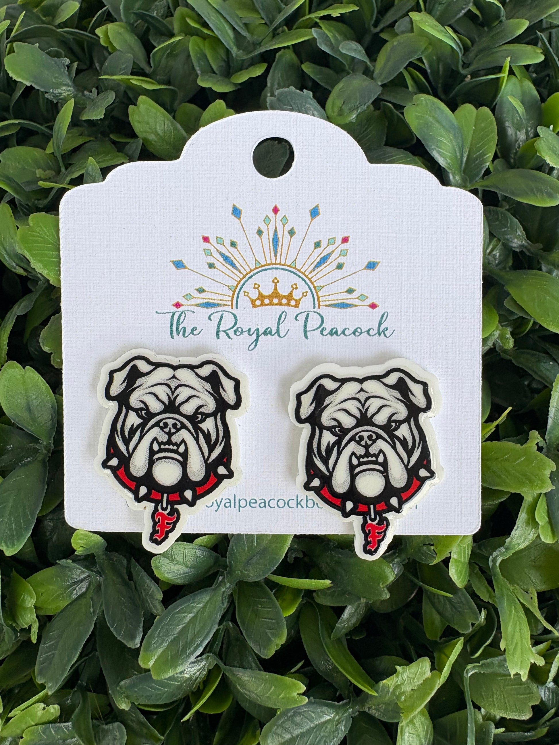 Large stud earring with bulldog face 