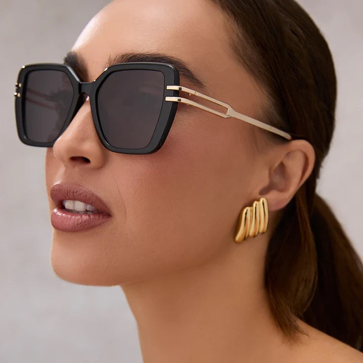 DIFF Dasha Black Grey Sunglasses