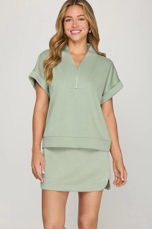On the Go Light Sage Set With Zipper
