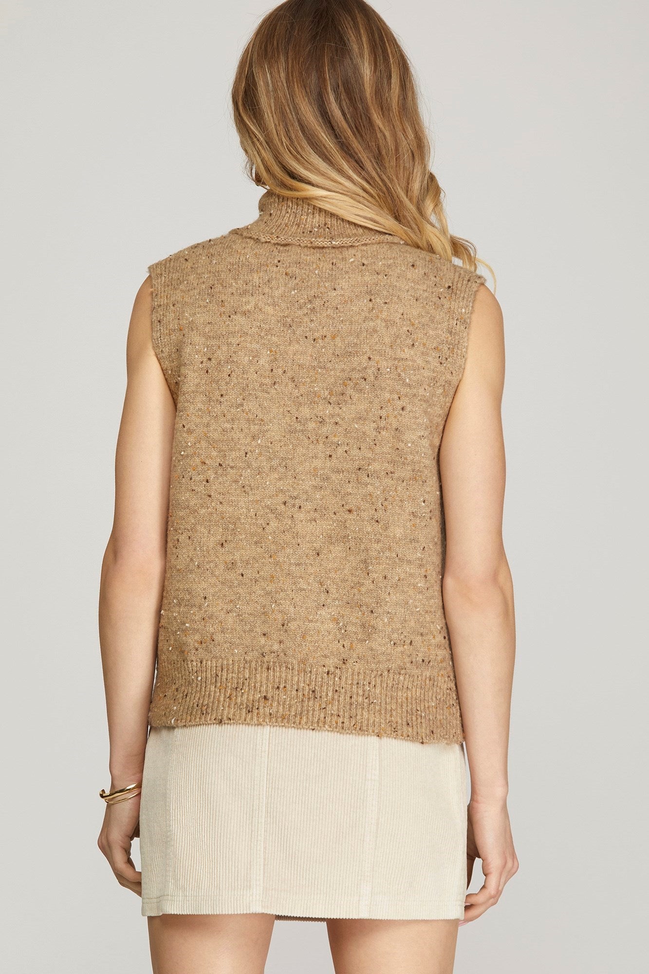 SLEEVELESS TURTLENECK SWEATER TOP - TAUPE