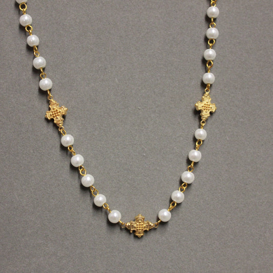 5 Cross Pearl Chain Necklace with white pearls and five matte gold crosses