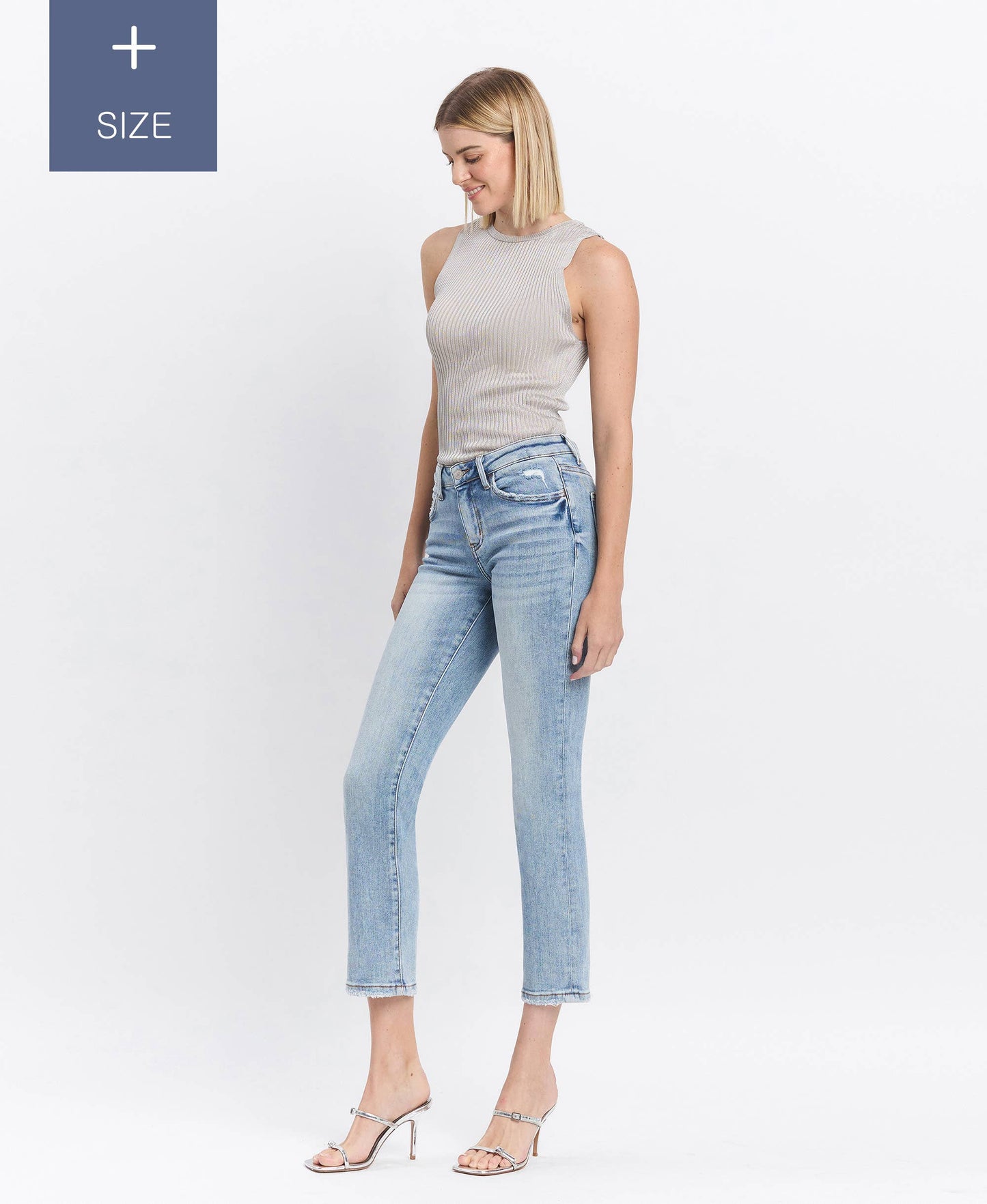 PLUS SIZE MID RISE CROP SLIM STRAIGHT JEANS LV1079-P