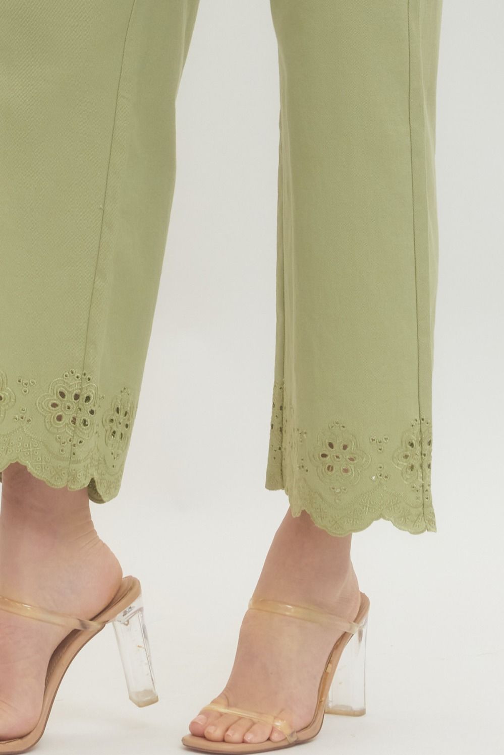 Matcha Scalloped ankle length pants