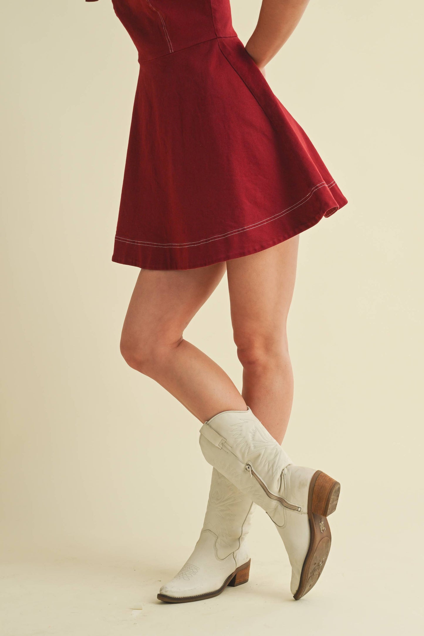 PURPLE STRAP TIE FLOWY MINI DRESS