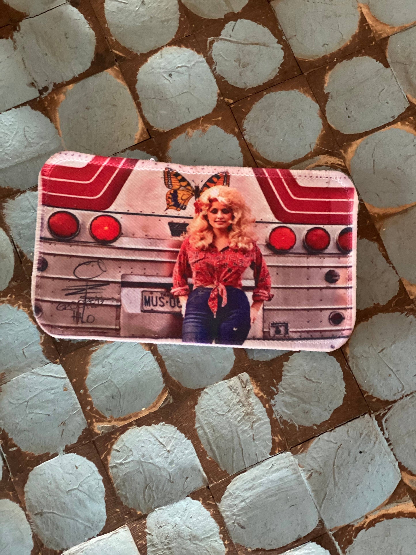 Dolly on the Road Iron on Patch